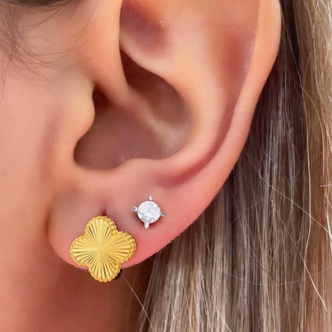 21k Van Cleef Earrings