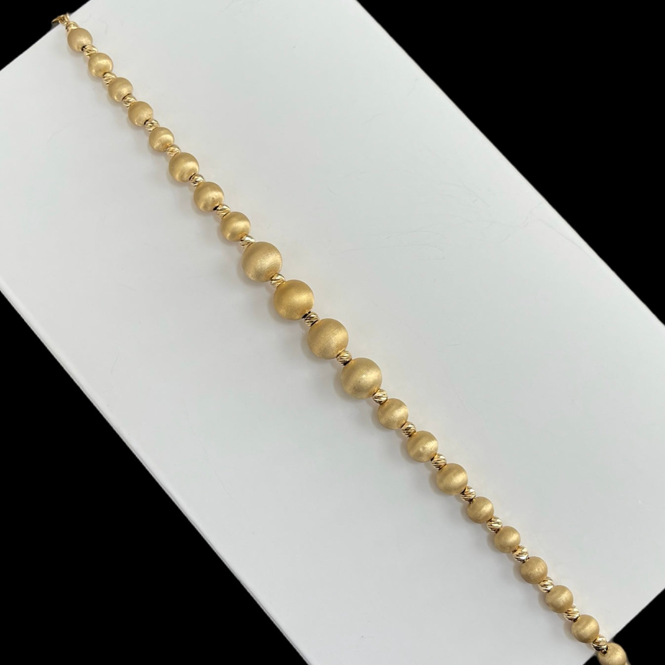 18k Gold Pearl Bracelet
