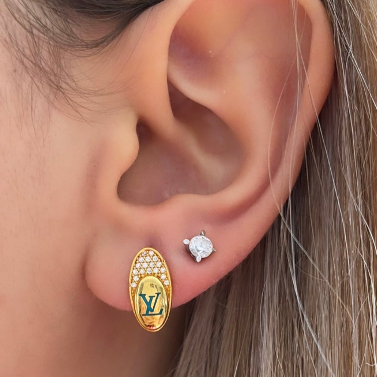 21k Clip Earrings