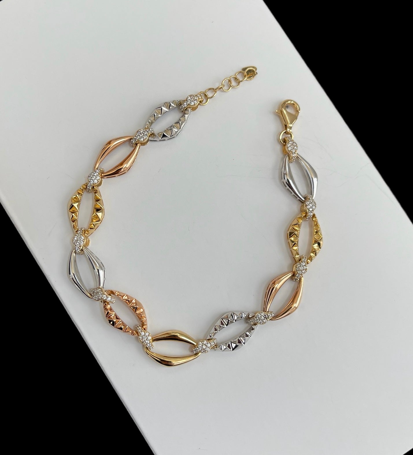 18k Tri-Colored Bracelet