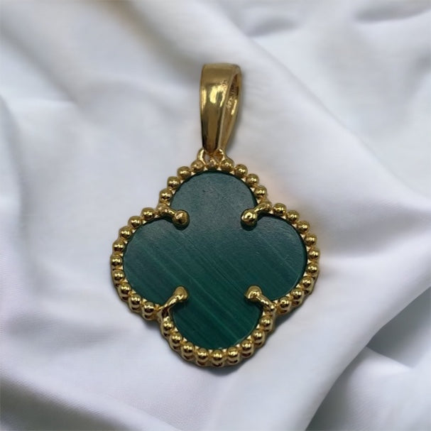21k Green Van Cleef Pendant