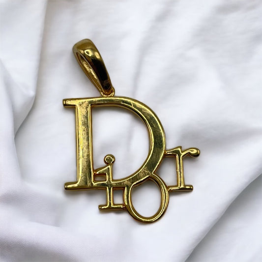 21k Dior Pendant